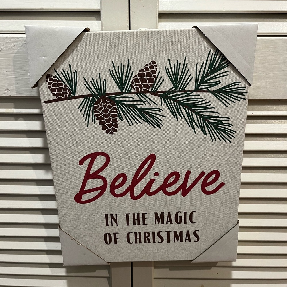 Christmas Wall Art with Pinecone Design